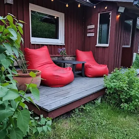 Self Check-in Attic Next To Hiking Trails 아파트 Kärde