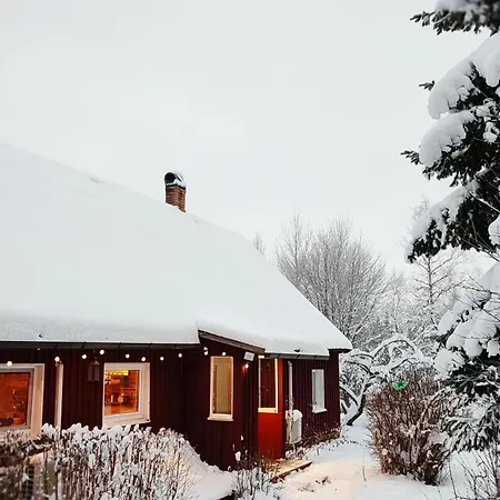 Апартаменты Self Check-in Attic Next To Hiking Trails Karde